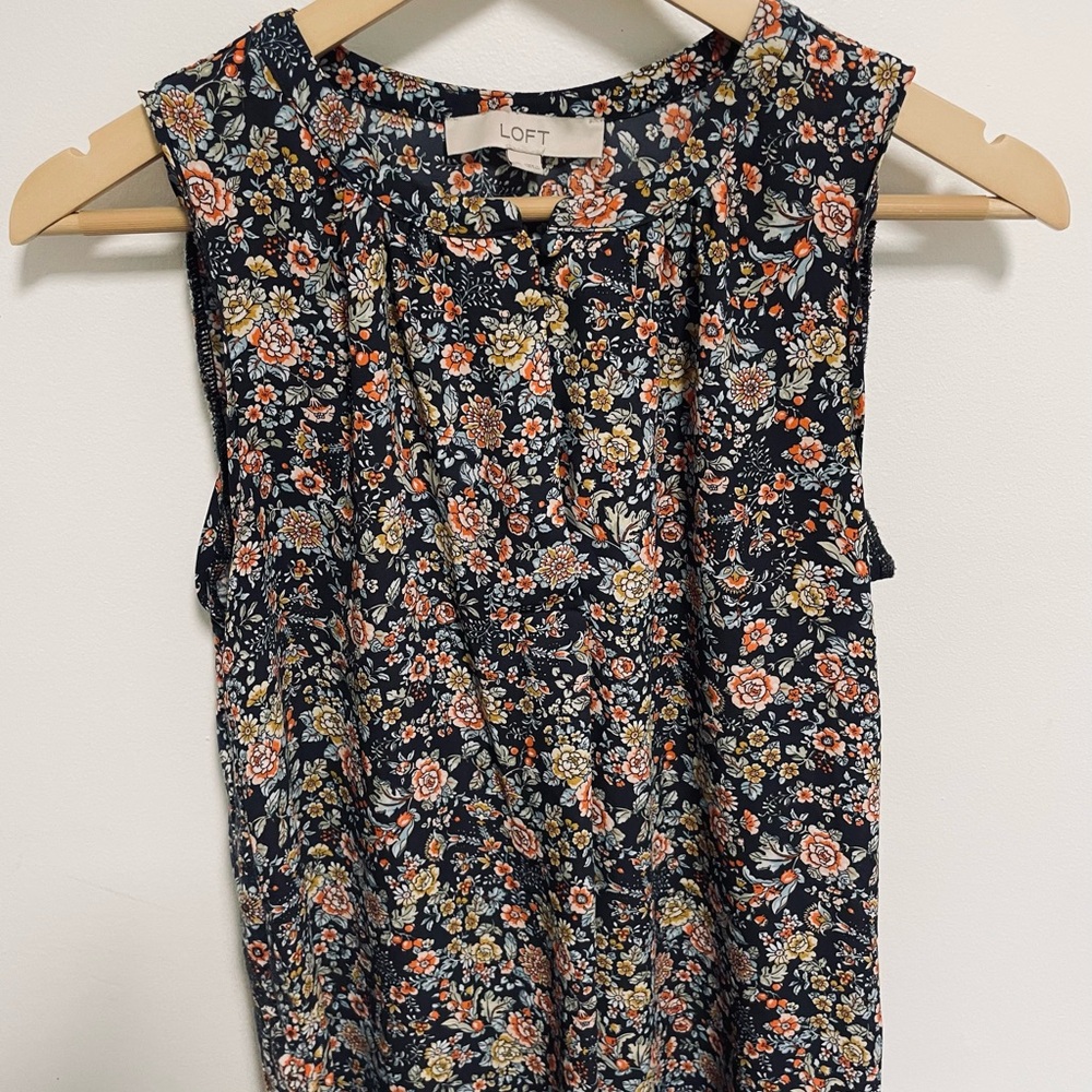 LOFT Navy Floral Sleeveless Blouse